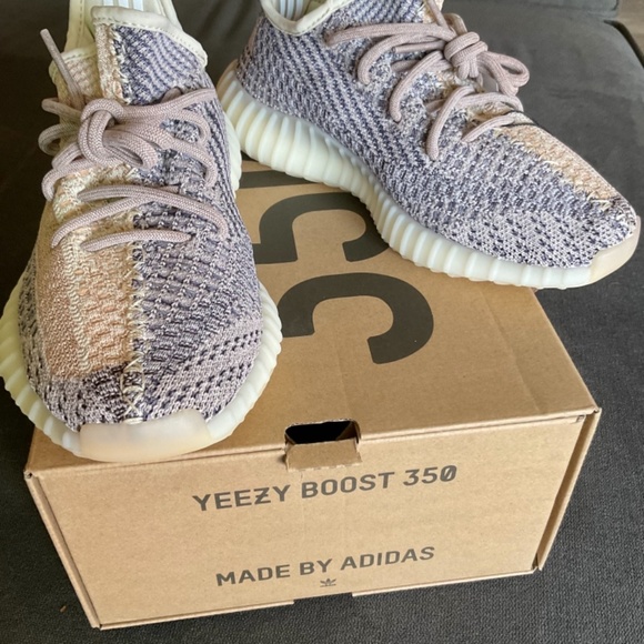 Yeezy boost 350 V2, color: ash pearl - Picture 5 of 8